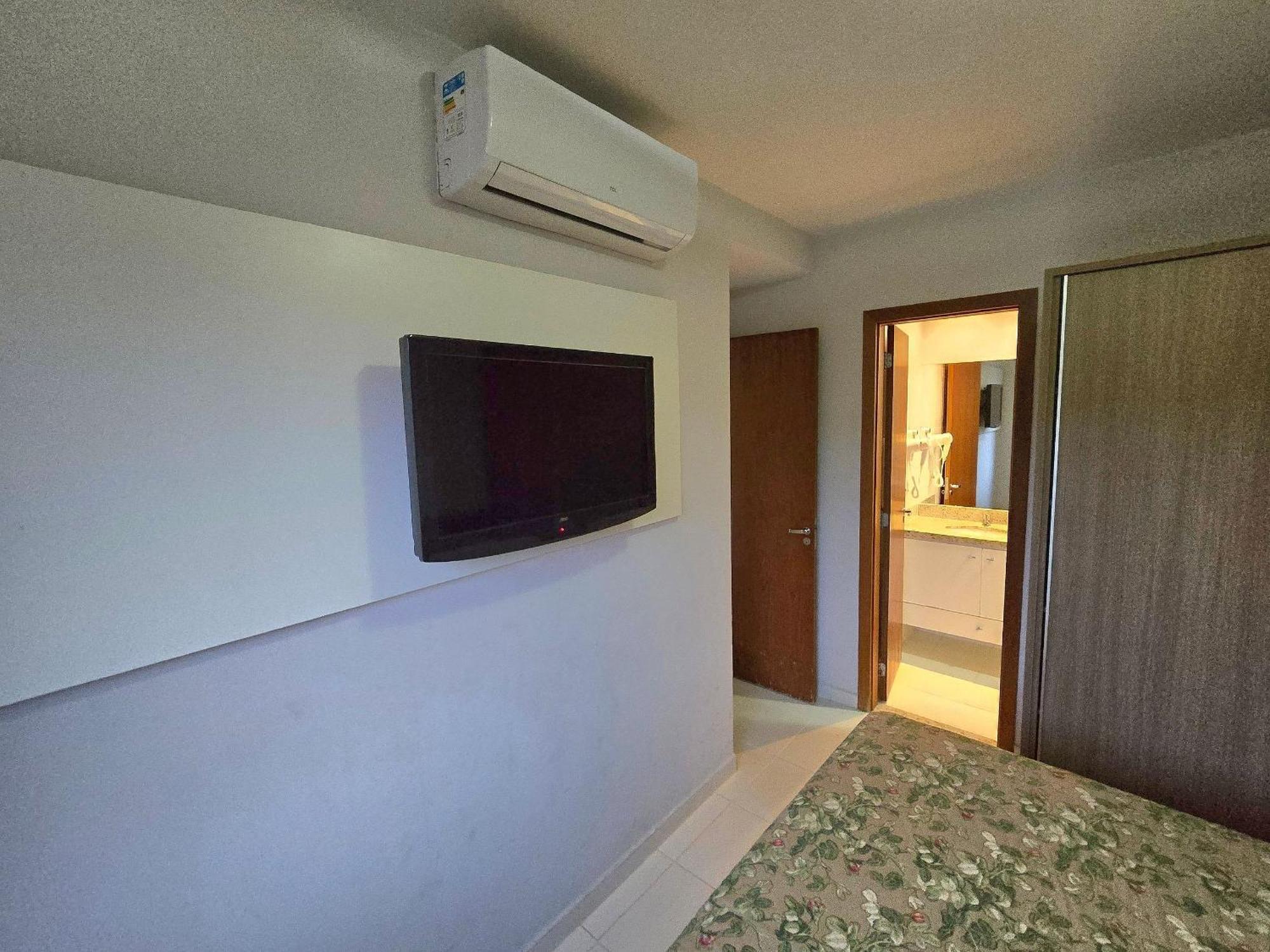 Apartamentos Em Rio Quente Com Maravilhosa Area De Lazer E Excelente Localizacao Esterno foto